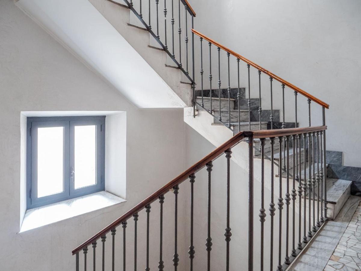 The Best Rent - Bright One Bedroom Apartment With Balcony In Moscova Milano Esterno foto